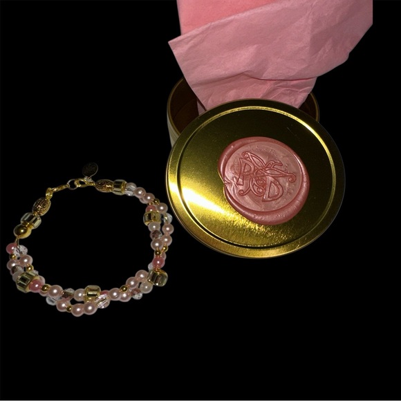 Ice Pink Crystal &  Pearl Twisted Beaded Bracelet - Picture 6 of 6